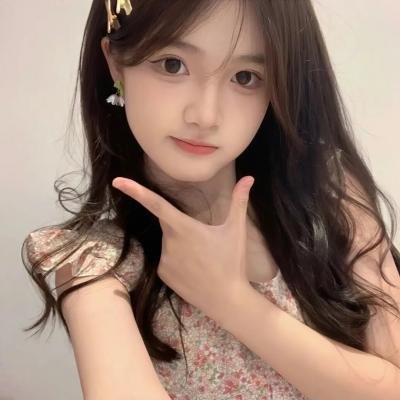 我的顶流老婆太可爱